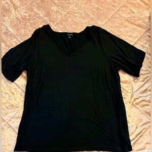 Torrid Black Glitter Short Sleeve V-Neck Top Size 3